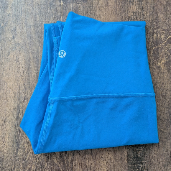 Lululemon Athletica Vibrant Blue High Rise 7/8 Leggings - Picture 5 of 9